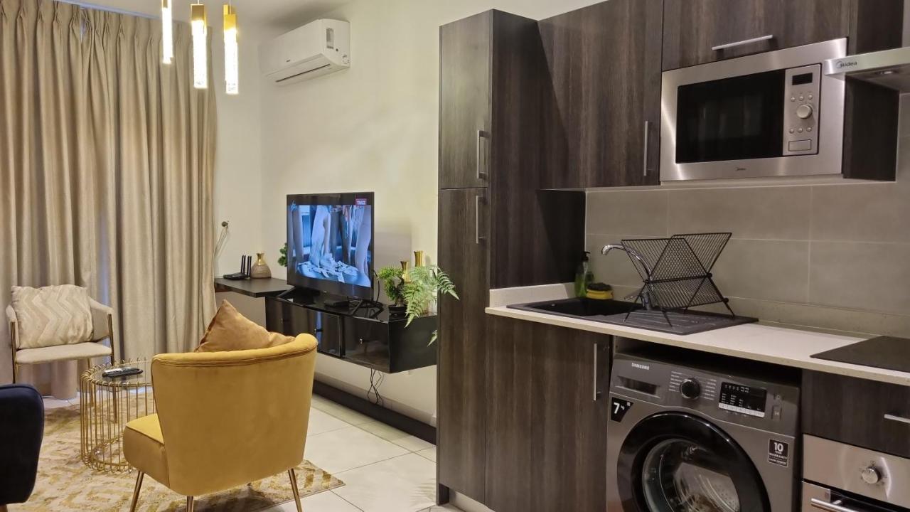 Embassy Gardens Luxury Suites Cpg Akra Zewnętrze zdjęcie