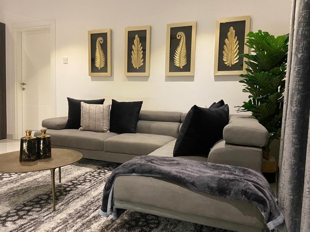 Embassy Gardens Luxury Suites Cpg Akra Zewnętrze zdjęcie